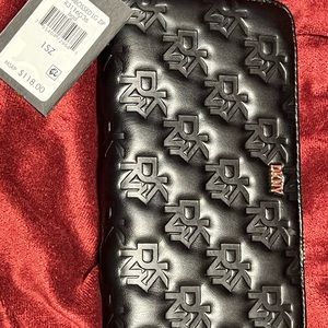 DKNY wallet